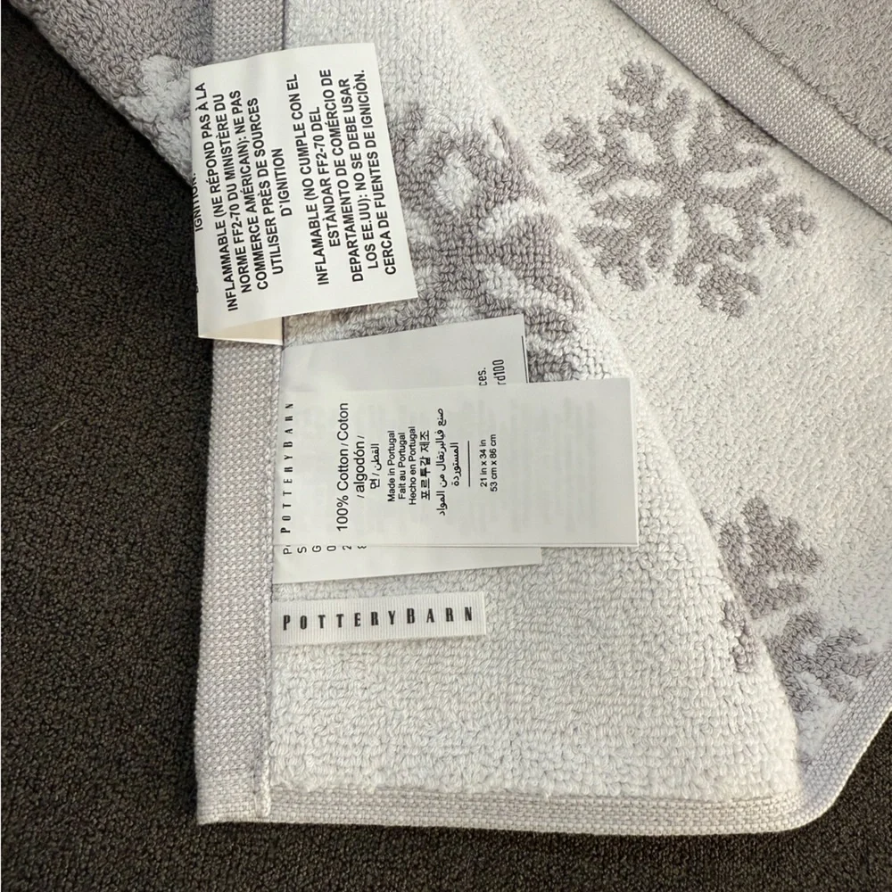 Pottery Barn Snowflake Bath Mat